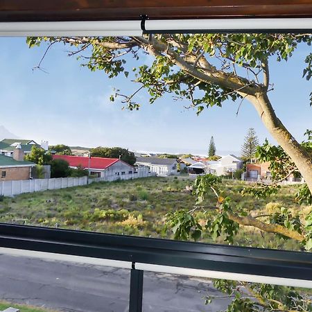 Shalom Self Catering Ξενοδοχείο Kleinmond Εξωτερικό φωτογραφία