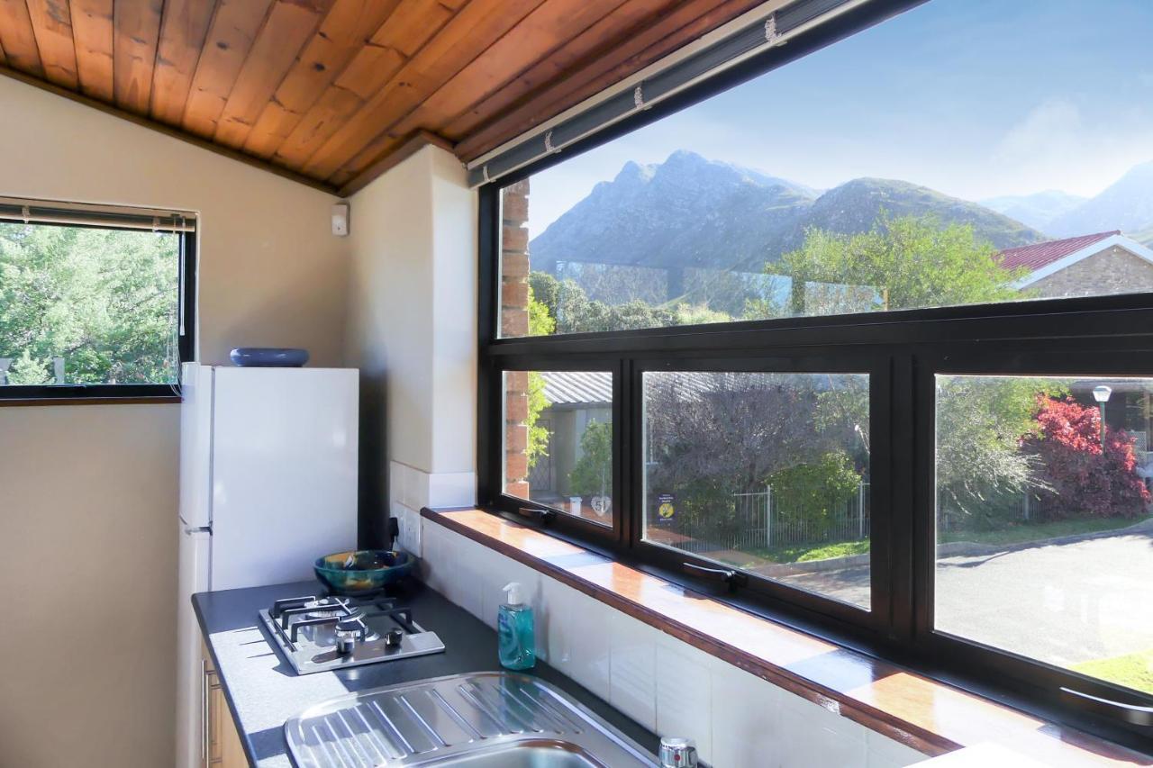 Shalom Self Catering Ξενοδοχείο Kleinmond Εξωτερικό φωτογραφία